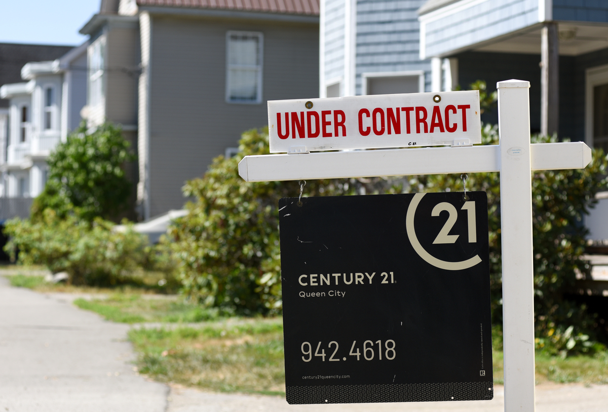 Maine home sale dropped 10% in August