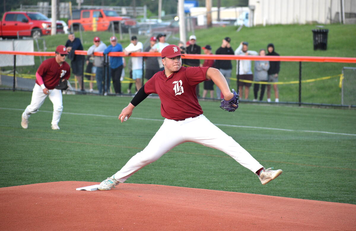 Bangor baseball playing Oxford Hills as part regional softball and baseball title games