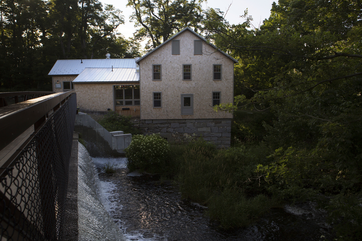 Maine warns of contaminated fish in midcoast stream