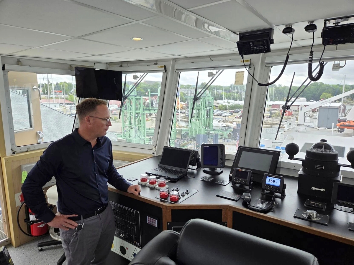 New England’s only hybrid car ferry docks in Rockland