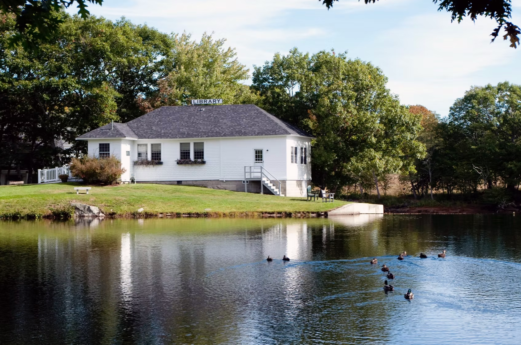 Somesville Library to hold annual Books and Blueberries Sale