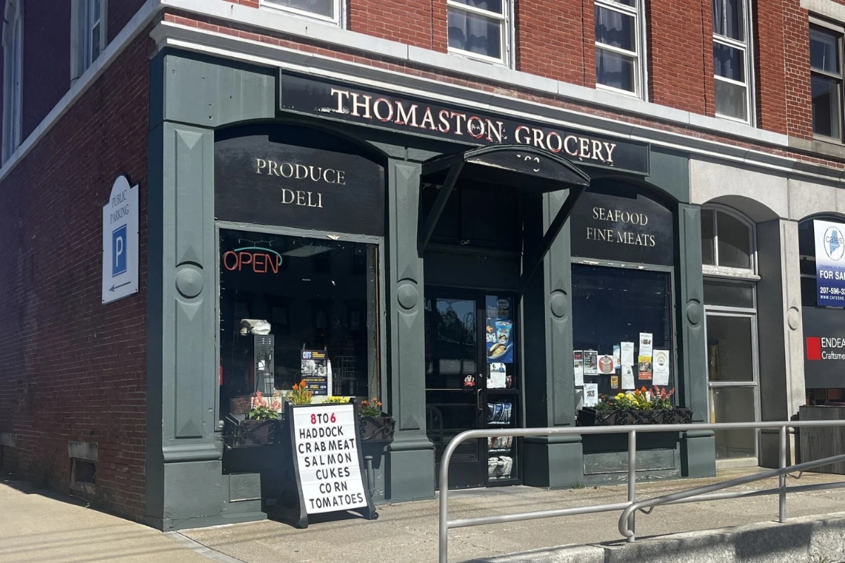 Community group finalizes purchase of Thomaston Grocery